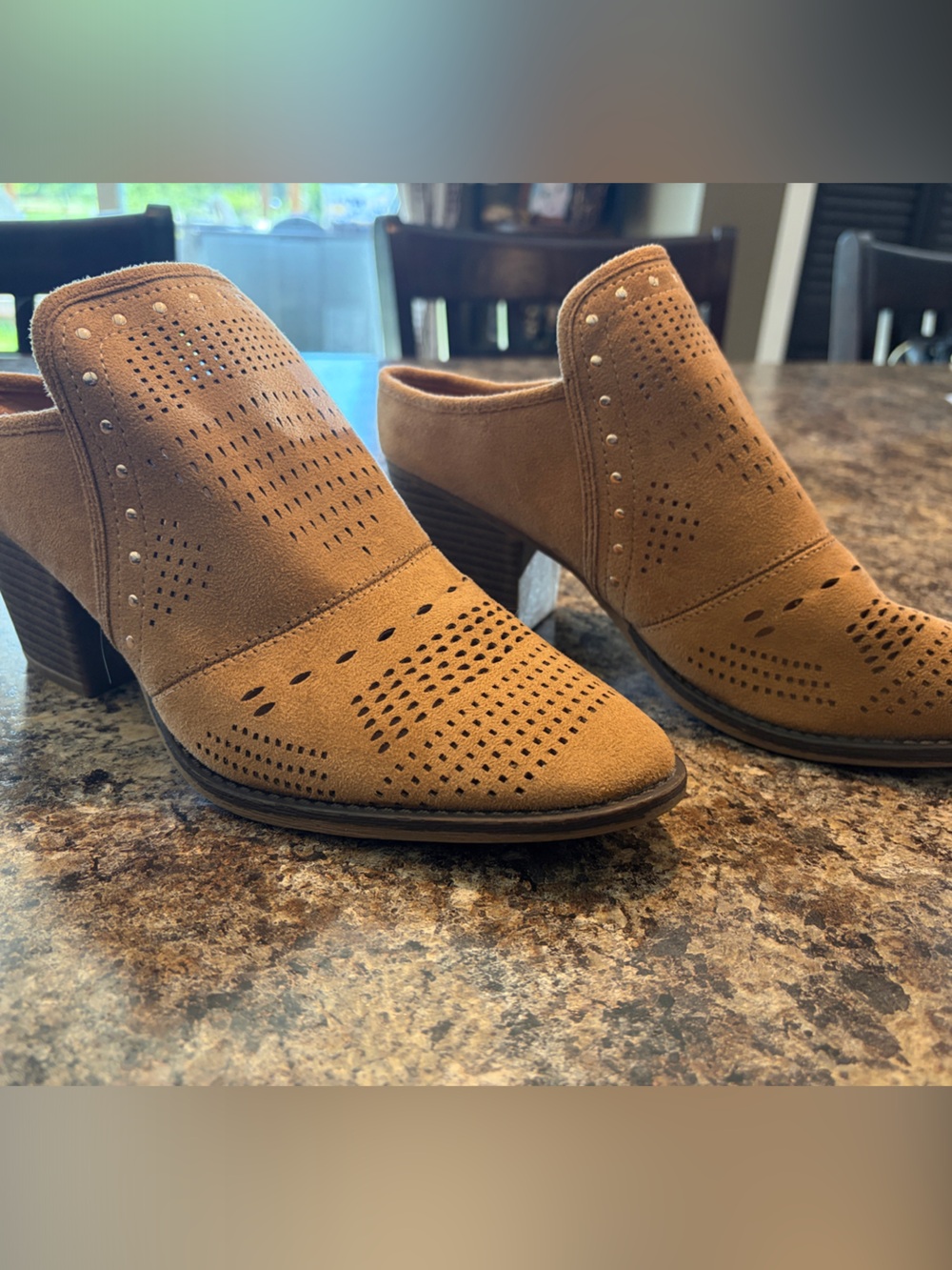 Women’s Suede Cutout Ankle Booties in Brown Size 8.5 M